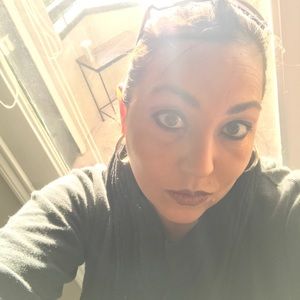 Meet your Posher, Mandy